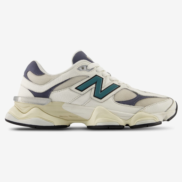 new balance M990 V2 
