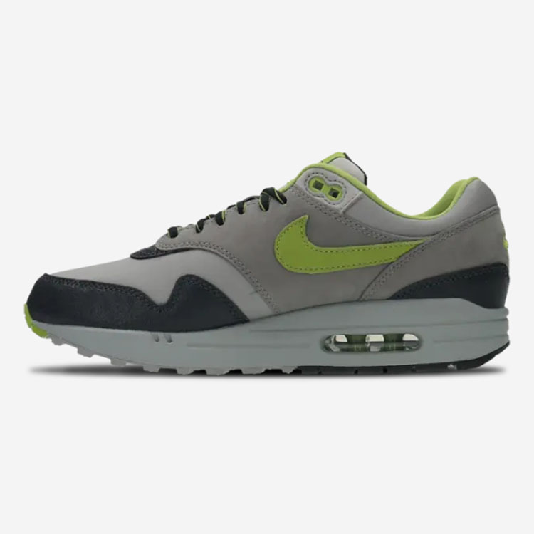 NIKE HUF X NIKE AIR MAX 1 SP QS 1 HF3713 002 nk hf3713002 a dot