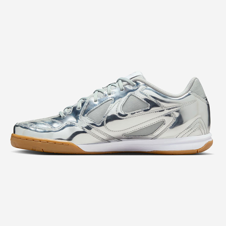 NIKE（ナイキ） スニーカー GATO LV8 IB3566-001 ローカット シルバー