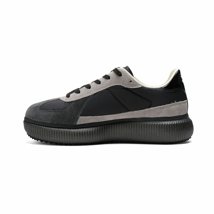 Onitsuka Tiger オニツカタイガー スニーカー DELECITY