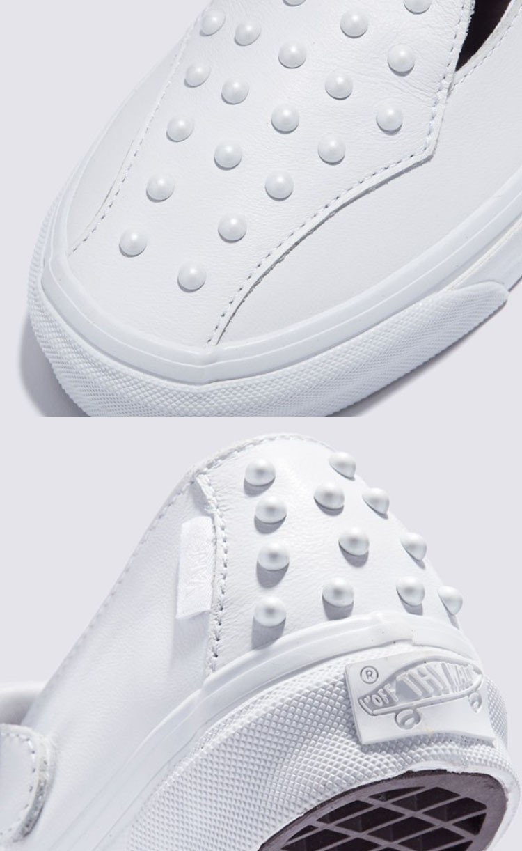 【関税込み】Vans オフホワイト Mary Jane フラットシューズ Vans オフホワイト Mary Jane フラットシューズ ブラック | Lyst