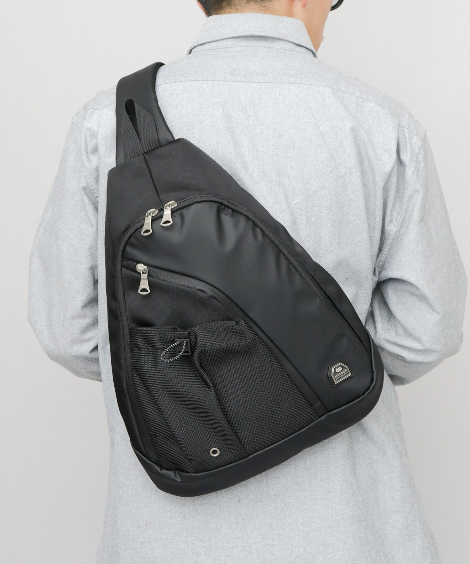 MADDEN EQUIPMENT（メデン イクイップメント） ボディバッグ スリング