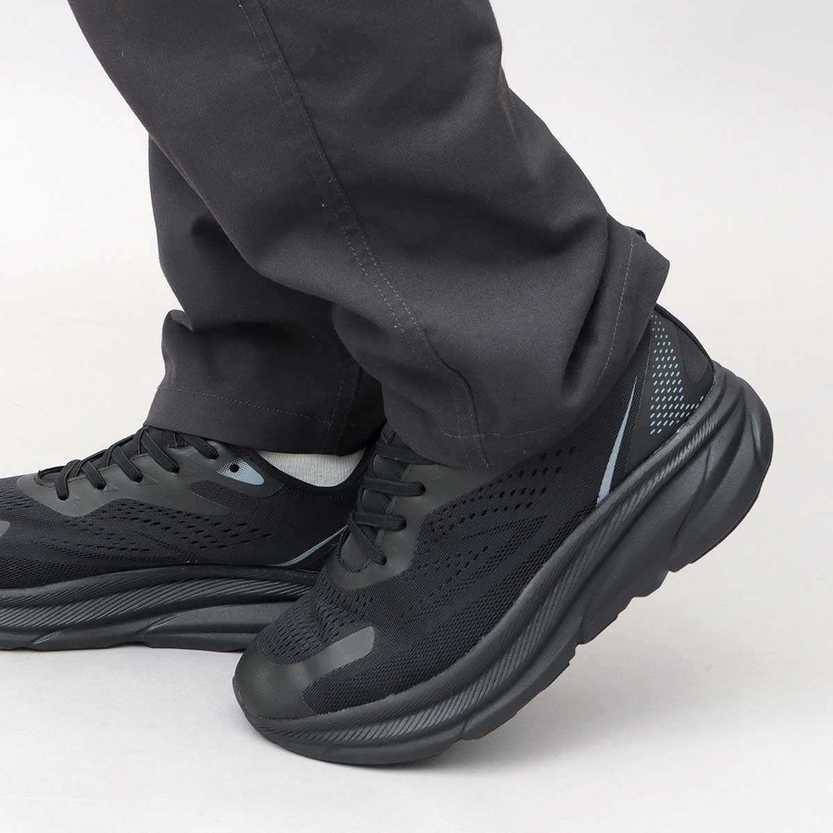 【極美品】シェリーライン　厚底　スニーカー 37サイズ　エンブロイダリー　蜂 ジェリー GERRY スニーカー メンズ 軽量 歩きやすい 厚底 おしゃれ