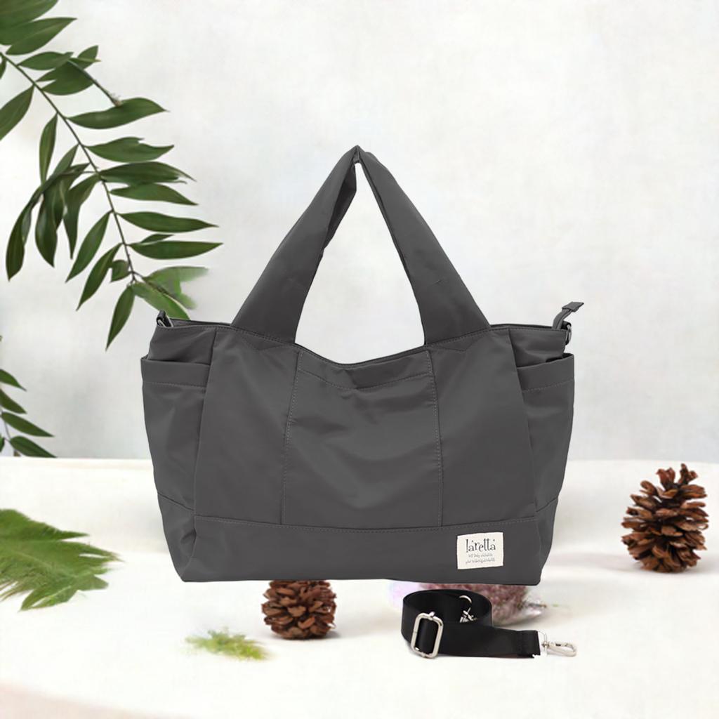 新品✨マジェスティ 牛革 2way ボストン トートバッグ ショルダーバッグ 新品✨マジェスティ 牛革 2way ボストン トートバッグ ショルダーバッグ 茶