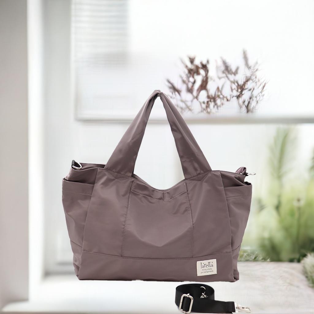 新品✨マジェスティ 牛革 2way ボストン トートバッグ ショルダーバッグ laretta 軽量2WAY ボストントートバッグ ボストン 肩掛け ショルダー