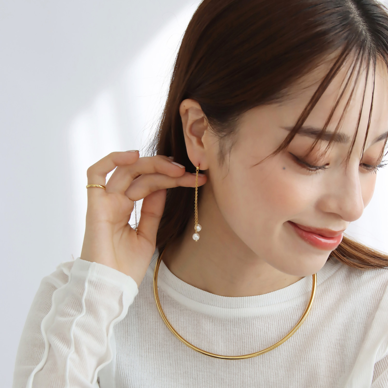 ロングピアス　パール（あーるけー）　超美品 ロングピアス ロングイヤリング 真珠 シェルパール 貝パール 4粒