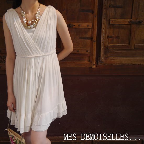 MES DEMOISELLES...Paris メドモアゼル IPOLINE DRESS カシュクールシルクドレス アイボリー : a3- mesdemoiselles-ipoline-iv : 輸入雑貨屋 BON ETO Vikings - 通販 - Yahoo!ショッピング