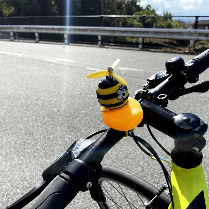 光るアヒル LED自転車ライト 鳴く 音が出る 夜道の事故防止