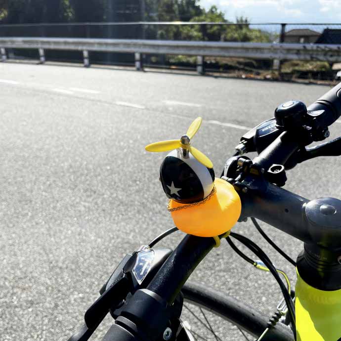 光るアヒル LED自転車ライト 鳴く 音が出る 夜道の事故防止