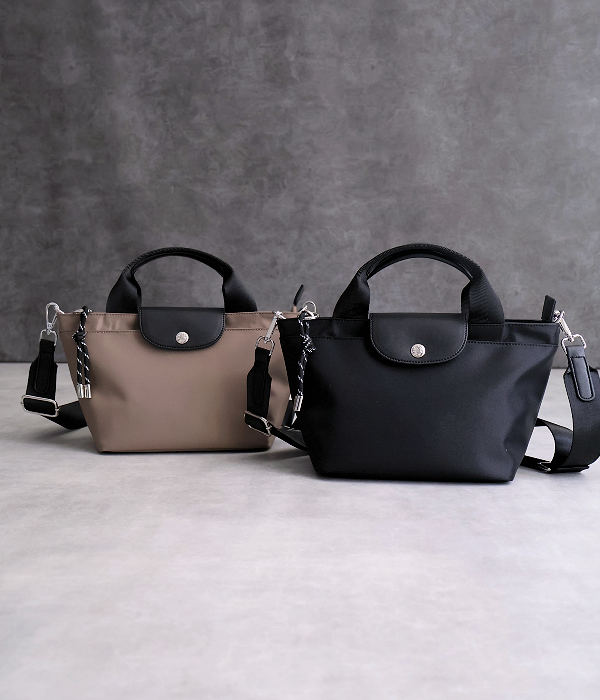 小さめナイロンポシェット2WAY