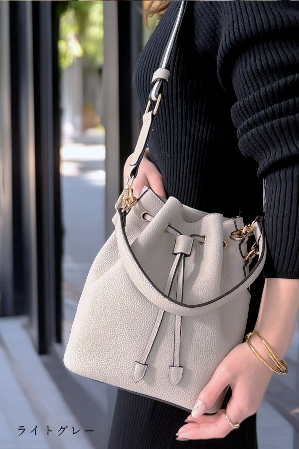 本革 バケツ型バッグ キューブ型バッグ ショルダー レディース 巾着