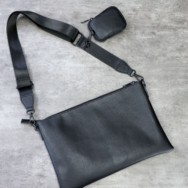 新品同様✨ DSQUARED２ ショルダーポーチ サコッシュ ミニ ポシェット 2ルーム ミニショルダーポーチ サコッシュ[品番：JOKW0005620