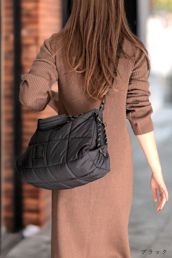 ショルダーバッグ レディース 斜め掛け 大人 軽量 2way キルティング