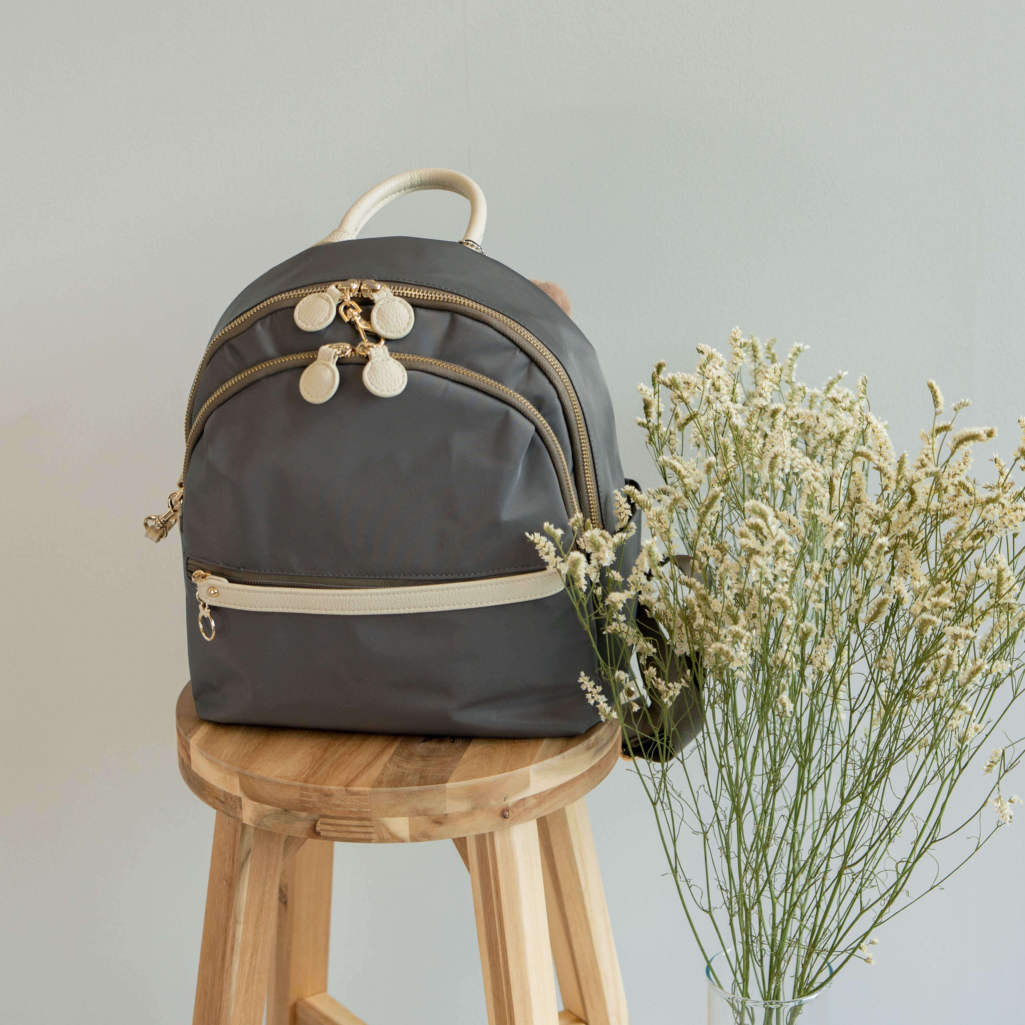 カナナプロジェクト（kanana project）/リュックサック A5収納 カナナ プロジェクト PJ−17 11942 ミニポーチ付き Kanana Project（カナナプロジェクト） リュックサックM レディース