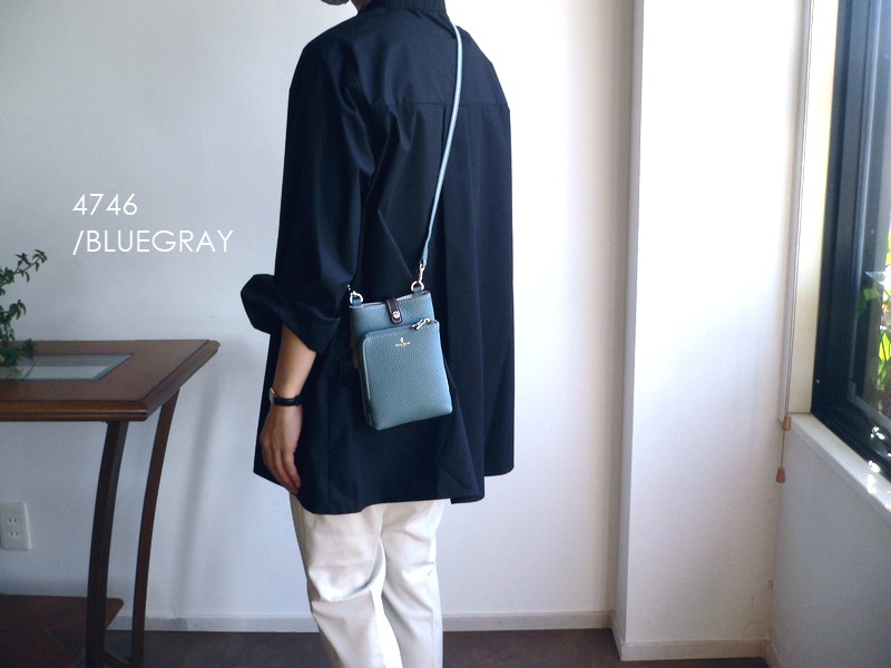 PELLE BORSA（ペレボルサ） ポシェット ショルダーバッグ Reinette