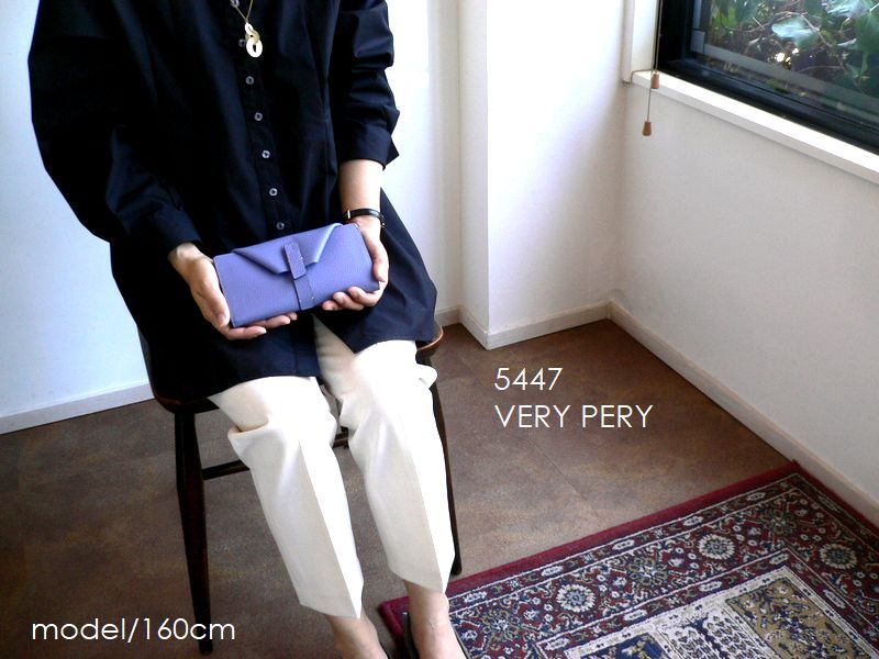 PELLE BORSA（ペレボルサ） 長財布 キャビアシボ 型押しレザー