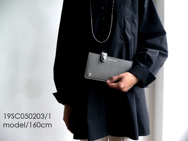 A.D.M.J（エーディーエムジェイ） ノベルティ ADMJ 長財布 子牛革