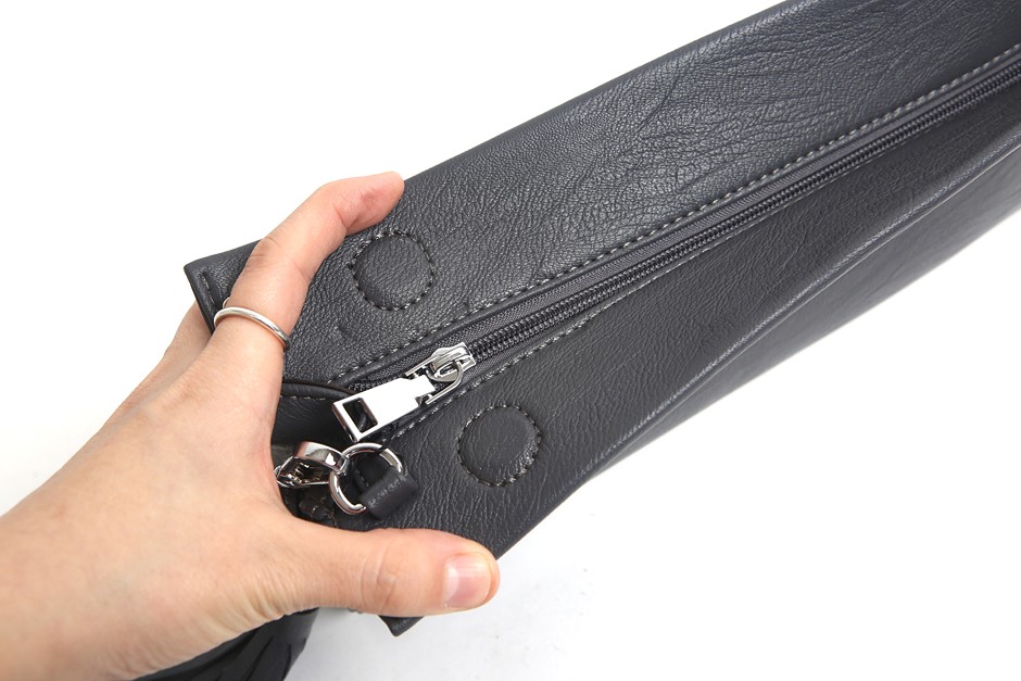 ショルダーバッグ クラッチバッグ 斜め掛けバッグ 2WAY タッセル フェイクレザー ショルダーバッグ バッグ