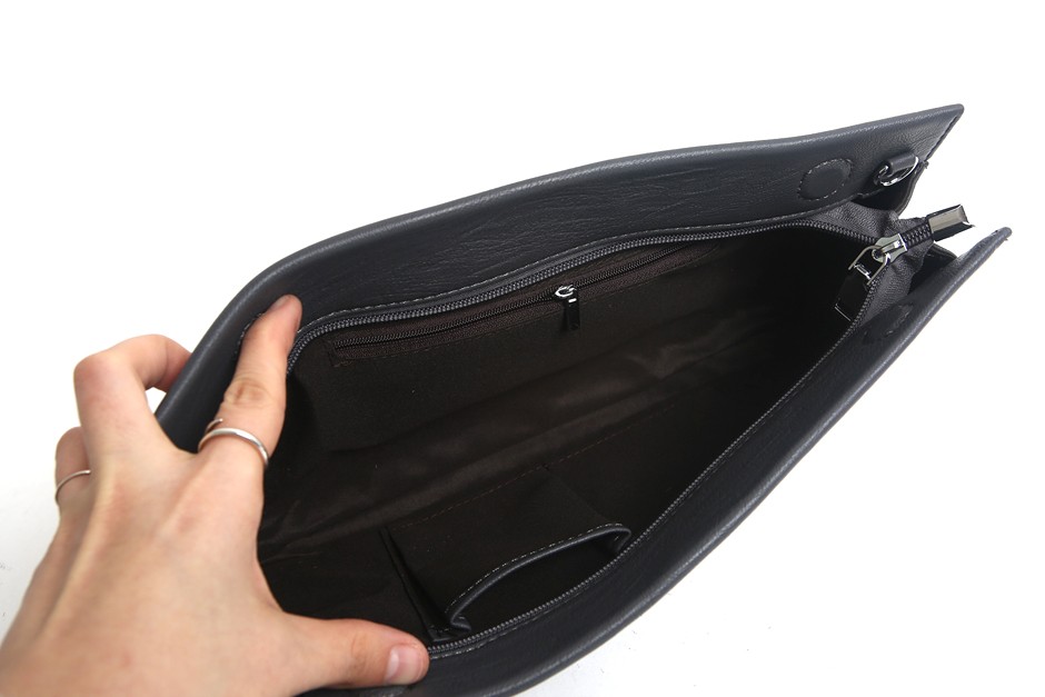 ショルダーバッグ クラッチバッグ 斜め掛けバッグ 2WAY タッセル フェイクレザー ショルダーバッグ バッグ
