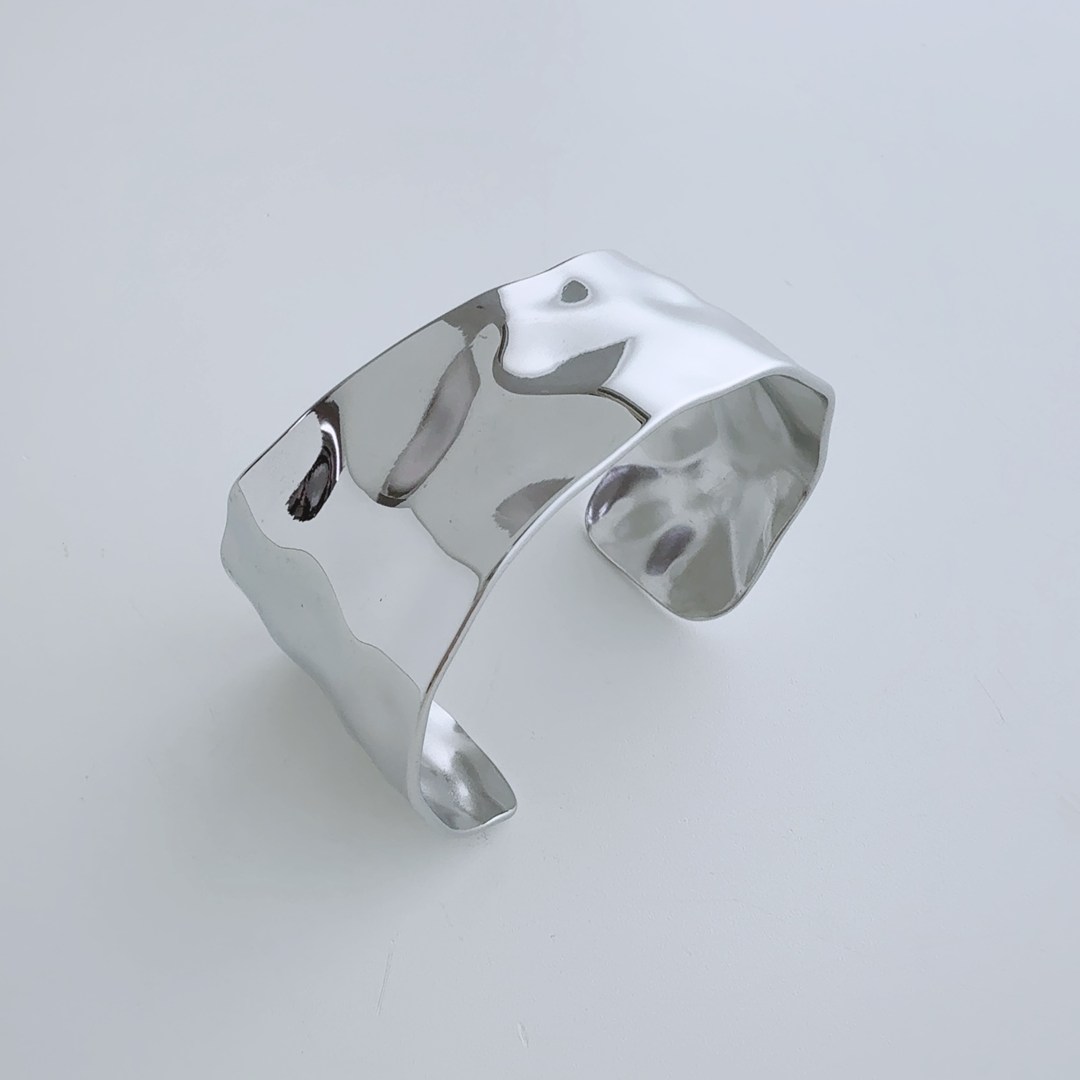 Lune（リュンヌ） bracelet レディース メンズ シルバー タタキ