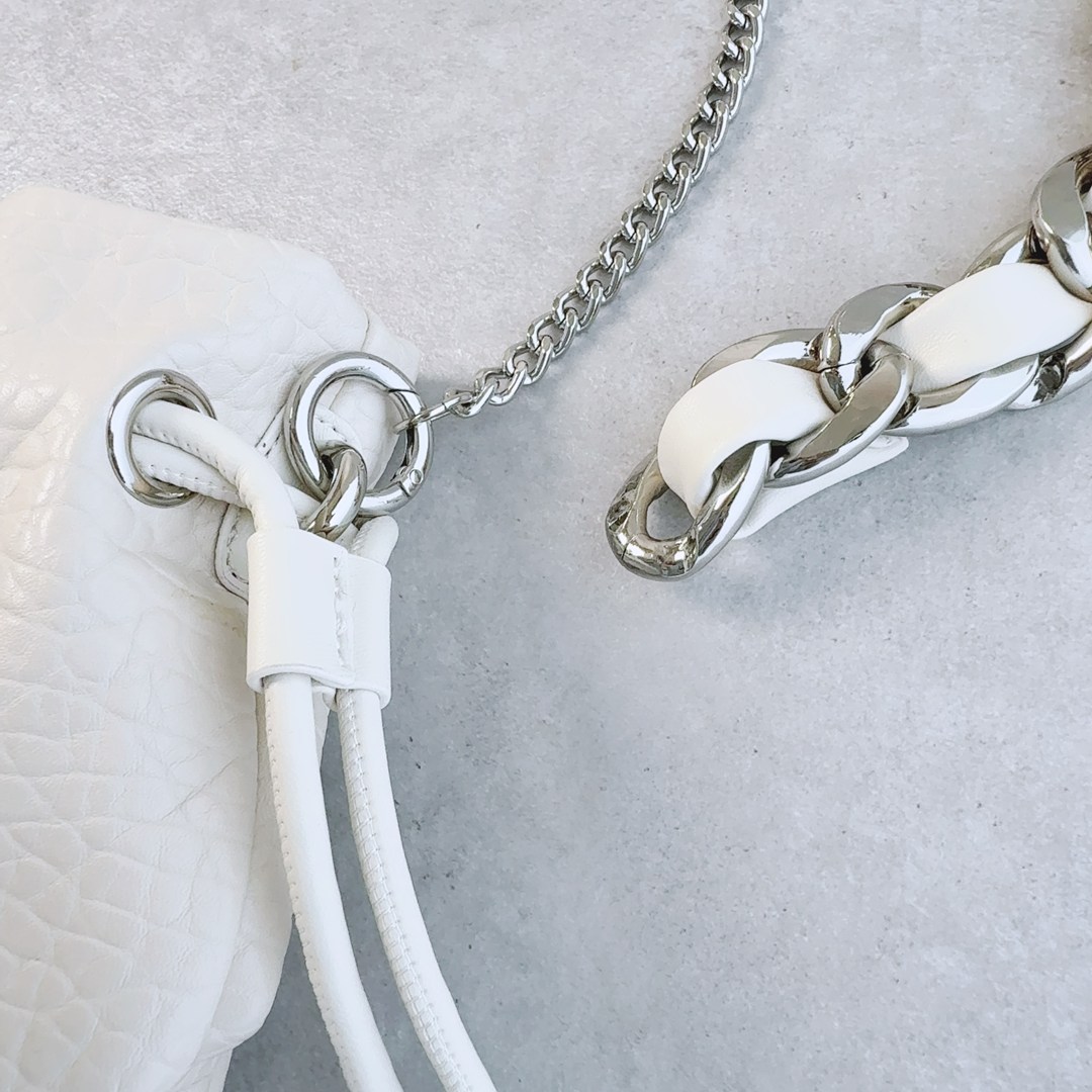 Lune（リュンヌ） チェーンボムバッグ bag ショルダーバッグ チェーン