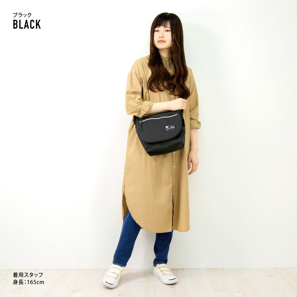 ショルダーバッグ
