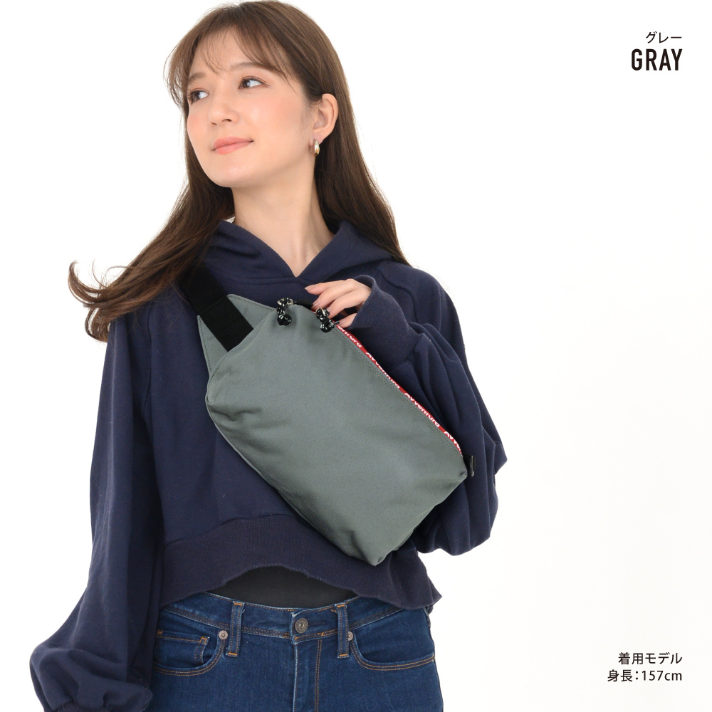 ウエストバッグ