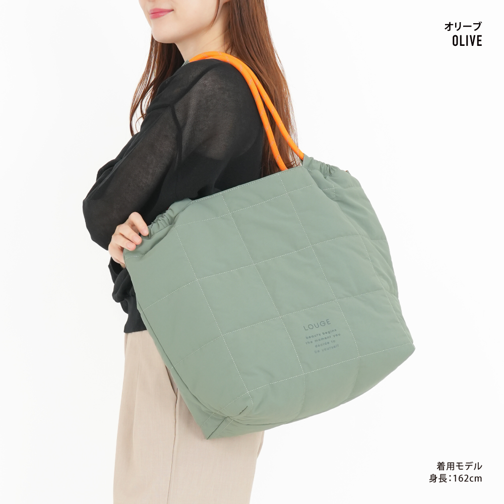 仕*ん様 新品未使用 クレージュ　キルティングバッグ　ハンドバッグ　 カーキ トートバッグ キルティングバッグ パラコードハンドル スクエア A4