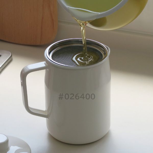 富士ホーロー フィルトシリーズ オイルポット0.8L FUJIHORO 料理 揚げ鍋 揚げ物 鍋 油こし器 油ポット水洗い可　角型 琺瑯 ほうろう 油ポット 油入れ 調理器具 | 富士ホーロー | 04