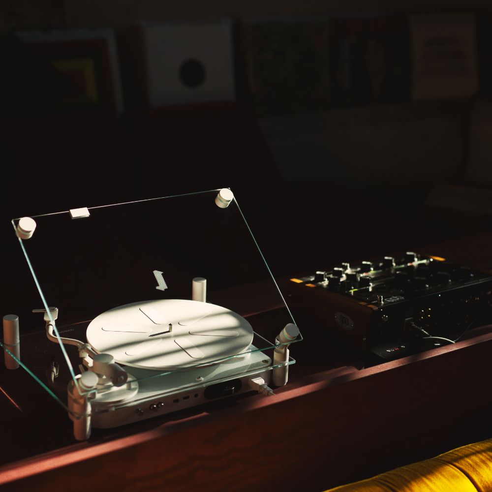 全2色 Transparent Turntable トランスペアレント ターンテーブル 高音質 ブルートゥース スウェーデン 北欧 スケルトン レコード 回転台 レコードプレイヤー |  | 15