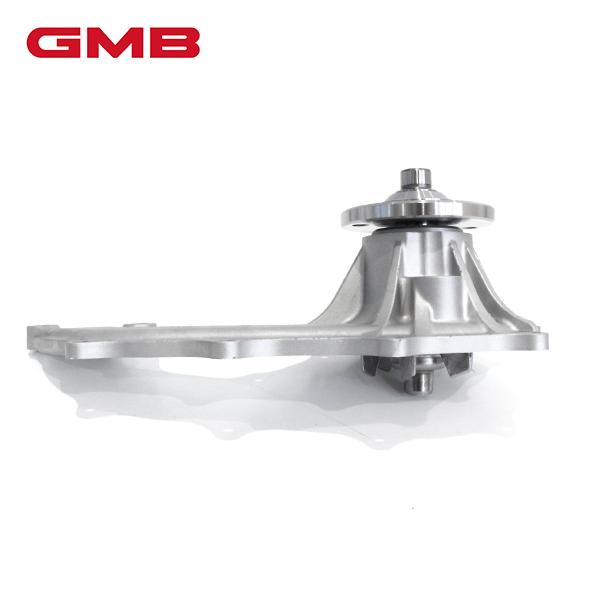 GMB ウォーターポンプ GWT-131AM トヨタ ハイエース レジアスエース