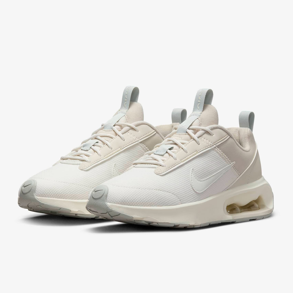 新品タグ付　NIKE 天然皮革　レディース　スニーカー　レザー NIKE (ナイキ) レザー ローカットスニーカー エア マックス SC