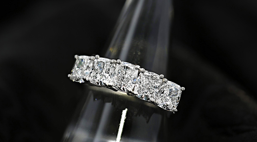 の*ぃ様 プラチナ ダイヤモンド ハーフエタニティ V字リング ダイヤモンド ハーフエタニティ リング 3.52ct(Total)/5石 E〜F VVS2