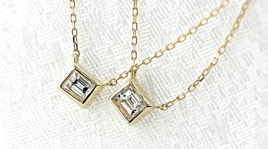 ダイヤモンド ネックレス 0.1ct D〜G VS1〜SI1 ステップカット 18金 K18 ソーティング付の画像