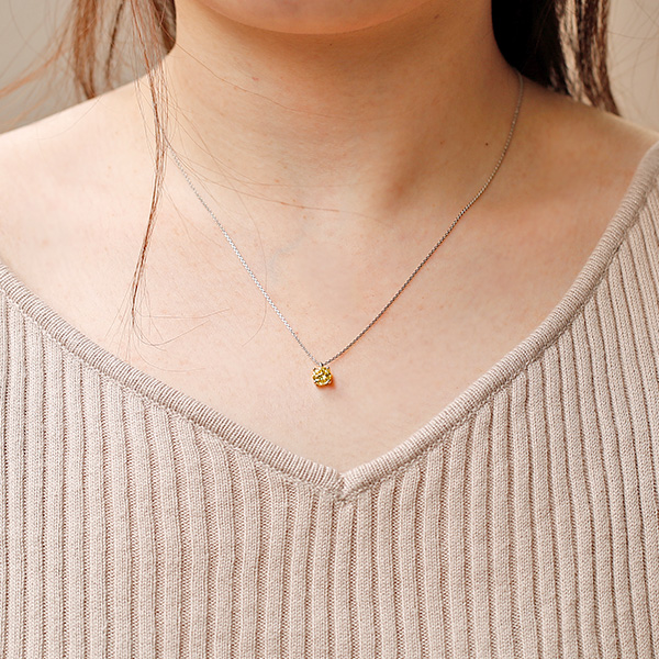 名作 イエローダイヤモンド ネックレス YELLOW FANCY 1.037ct 一粒 ネックレス・ペンダント