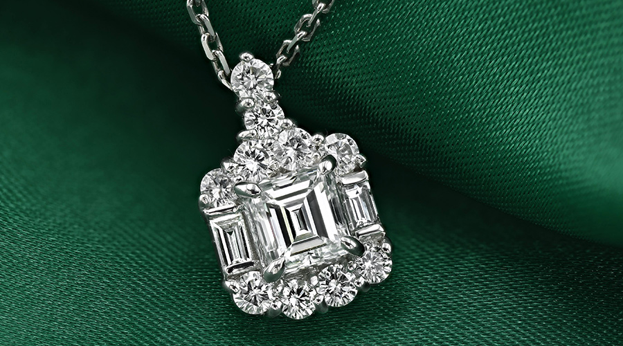 ダイヤモンド ネックレス 0.7ct E VS1 エメラルドカット プラチナ Pt 鑑定書付_6