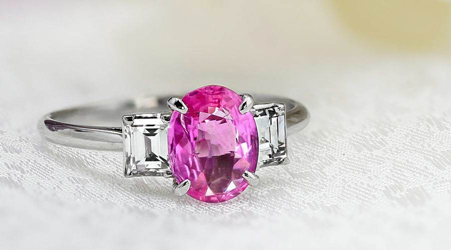 ピンクサファイア リング 1.4ct / 脇石ダイヤモンド0.55ct(Total