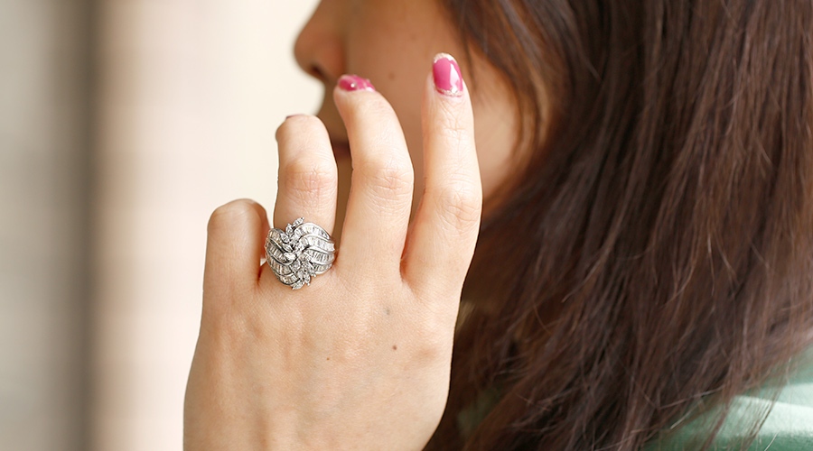 ダイヤモンド リング 3.00ct(total) SIクラス G〜I/D〜Fカラークラス 