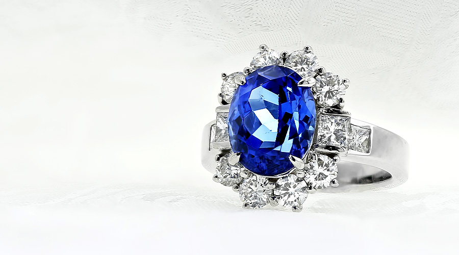 タンザナイト リング 5ct プラチナ Pt 鑑別書付 : エメット タンザナイト リング 5ct プラチナ Pt 鑑別書付 : エメット