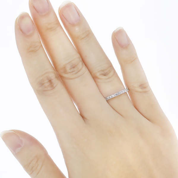 ダイヤモンド ハーフエタニティリング 0.3ct(Total) F〜H VVS〜VS EX〜VERY GOODクラス プラチナ Pt 保証書付の画像