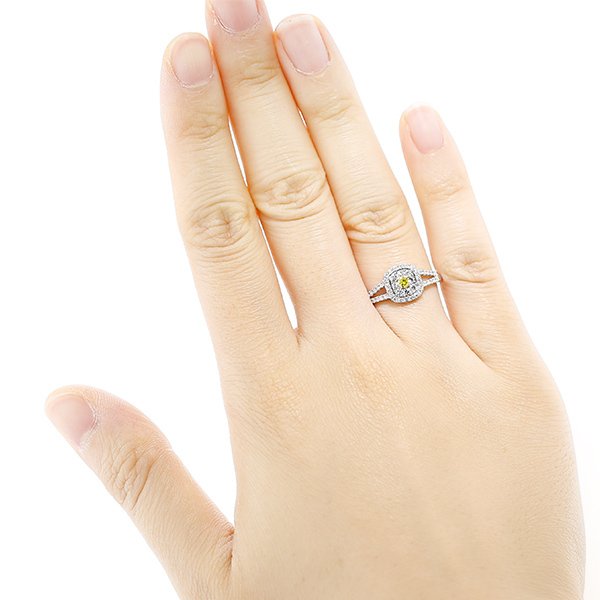 イエローダイヤモンド リング 0.075ct I1 FANCY VIVID YELLOW 脇石