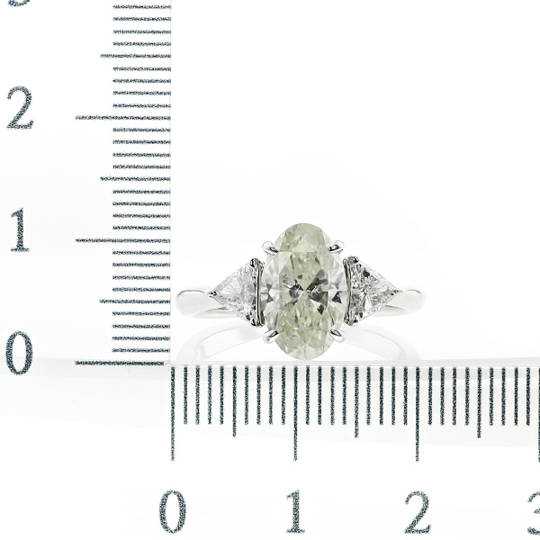 ダイヤモンド リング 2.200ct M I1 オーバルブリリアントカット 脇石0.41ct(Total) プラチナ Pt 鑑定書付 ダイヤモンドリング  ダイヤリング : pfd2490 : エメットジュエリーYahoo!店 - 通販 - Yahoo!ショッピング