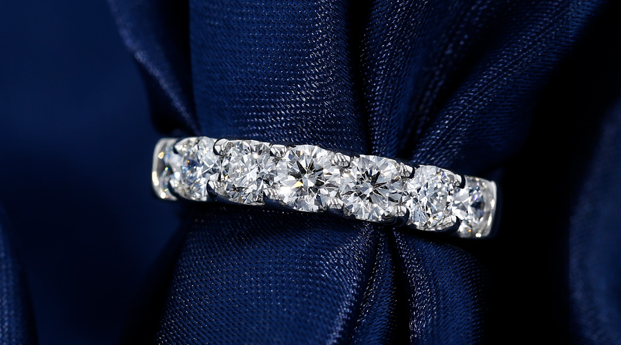 ダイヤモンド ハーフエタニティ リング 2.003ct(Total)/7石 SI1 D 3EX