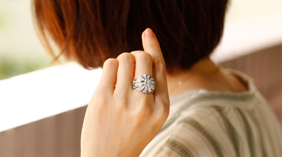 ダイヤモンド リング 0.9ct E VVS2 エメラルドカット プラチナ Pt 鑑定 