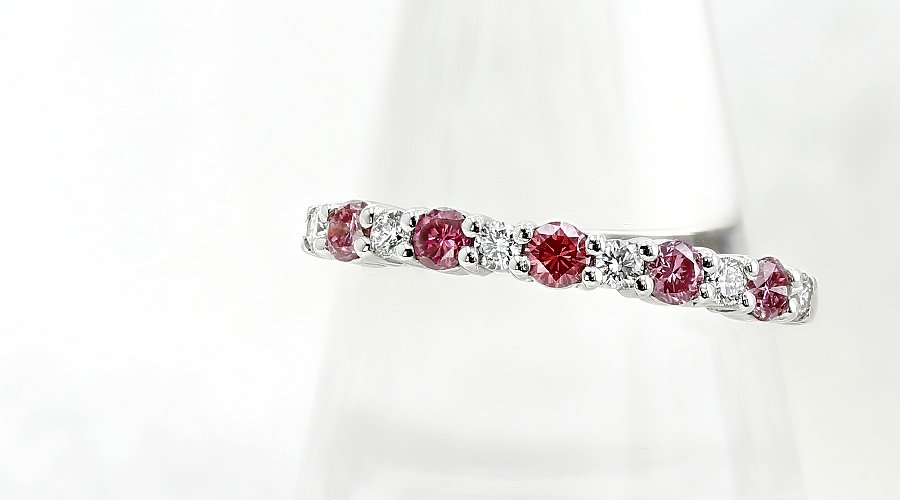 ピンク×無色 ダイヤモンド ハーフエタニティリング 0.2ct(Total) FANCY 