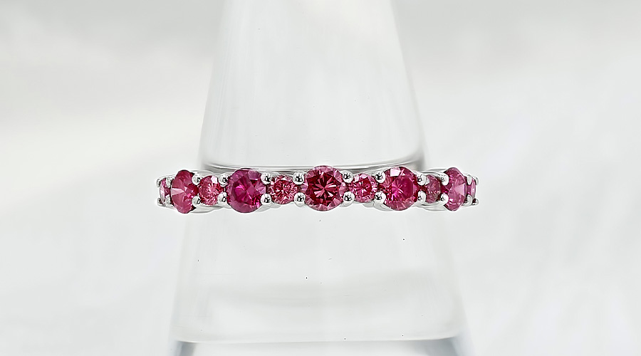 ピンクダイヤモンド ハーフエタニティリング 0.6ct(Total) FANCY VIVID