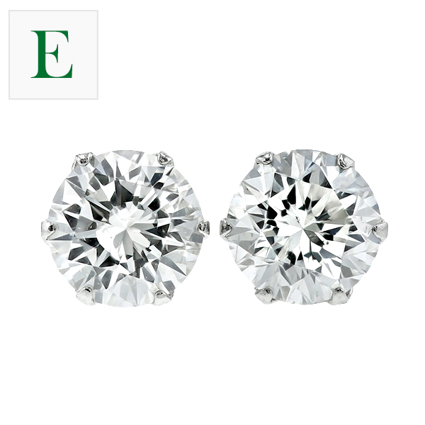 ダイヤモンド ピアス 0.6〜0.7ct(Total) E〜I I1 VERY GOOD