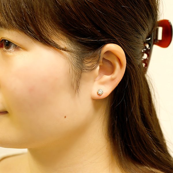 ダイヤモンド ピアス (片耳用) 0.5ct〜 VERY LIGHT BROWN〜LIGHT BROWN SI2〜I1 3EX H〜EX プラチナ Pt ソーティング付 ダイヤモンドピアス ダイヤピアスの画像