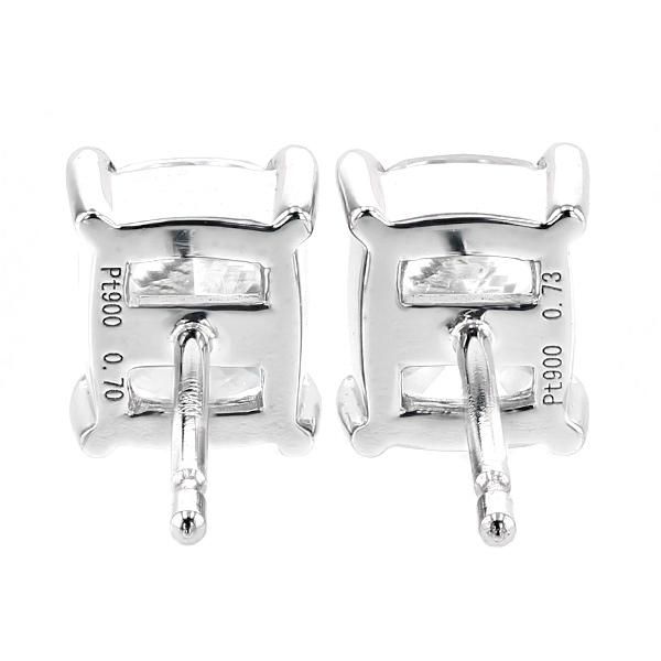 ダイヤモンド ピアス 1.43ct(Total) E〜F VS1 クッションカット  