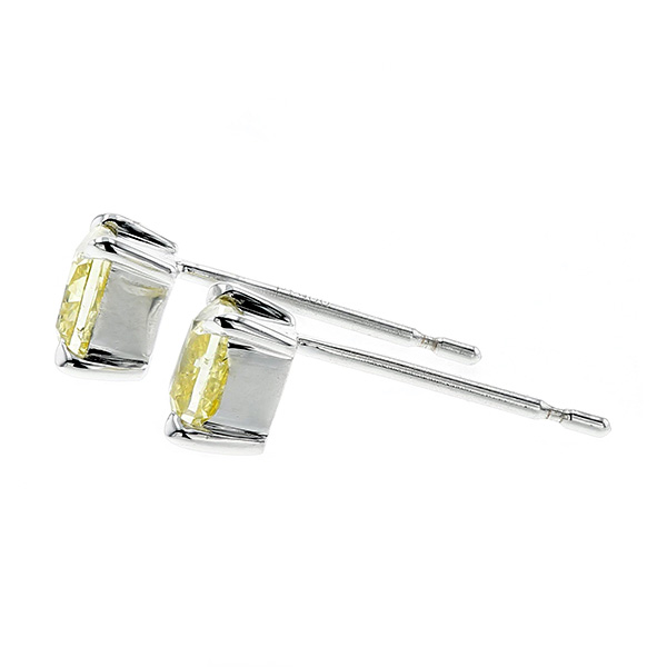 ラウンド型イエローダイヤモンドのピアス イエローダイヤモンド ピアス 0.9ct(Total) FANCY INTENSE